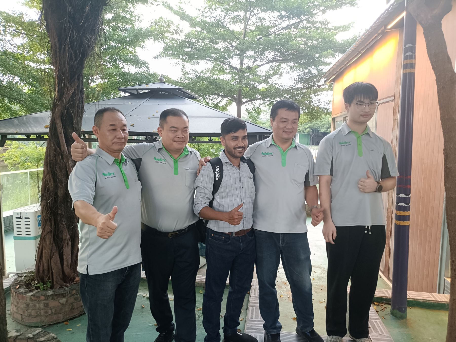 Nidec Lift tortish mashinasi Xitoy va Hindiston o'rtasidagi sifatli faoliyat